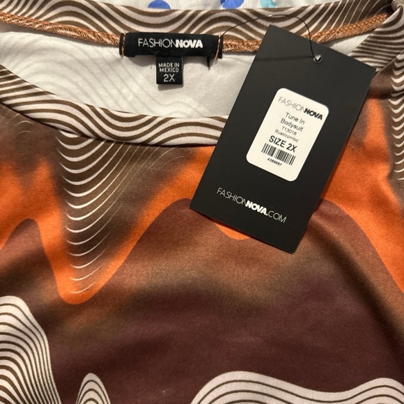 FashionNova Tube In Bodysuit - Picture 3 of 3